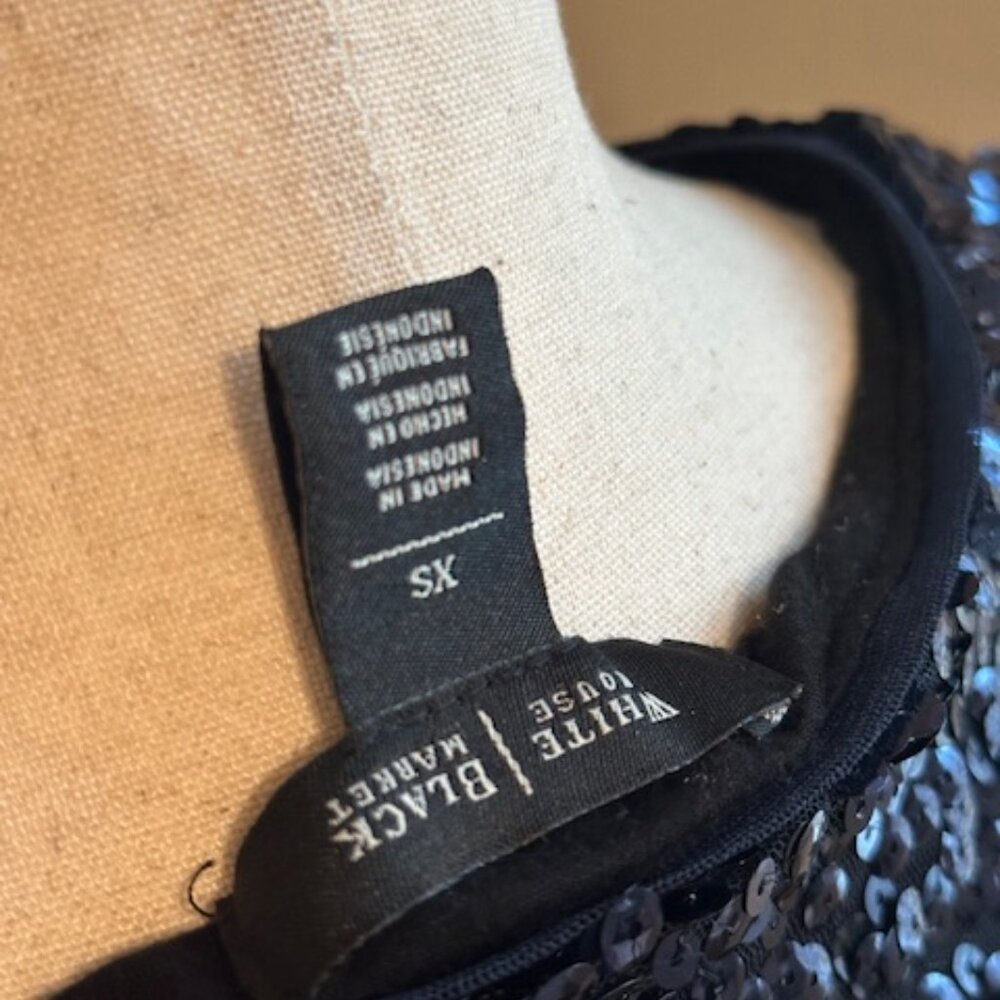 White House Black Market Navy Sequin Top Size XS - Picture 5 of 5